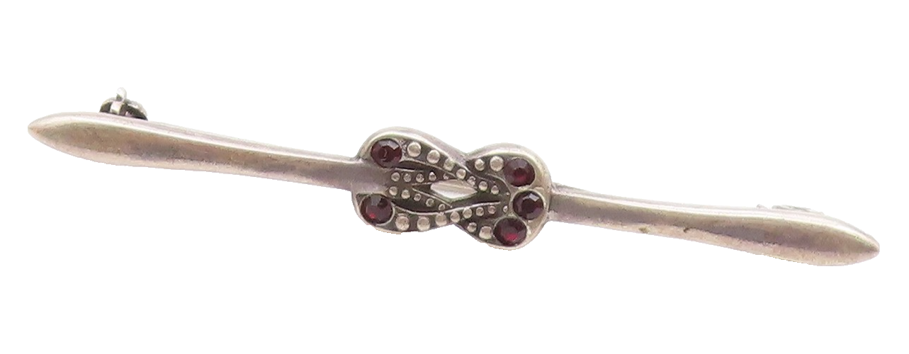 925 Sterling Silver  Vintage Petite Flat Cut Garnet Brooch Pin  BP9225