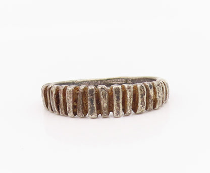 925 Sterling Silver Vintage Ring Antique Fence Design Grooved  Sz 8.5  RG33054
