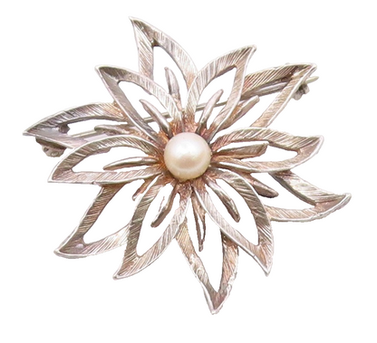 925 Sterling Silver  Vintage Cultured Pearl Flower Motif Brooch Pin  BP8927