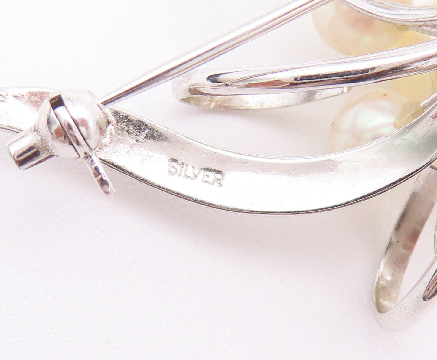 925 Sterling Silver Vintage Brooch Pin Bunch Of Pearls Cutout Flower  BP10779