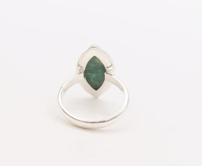 925 Sterling Silver Vintage Ring Marquise Cut Green Gemstone  Sz 7  RG29837