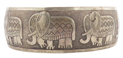 925 Sterling Silver Vintage Bracelet Etched Tribal Elephant Parade Cuff  BT11407