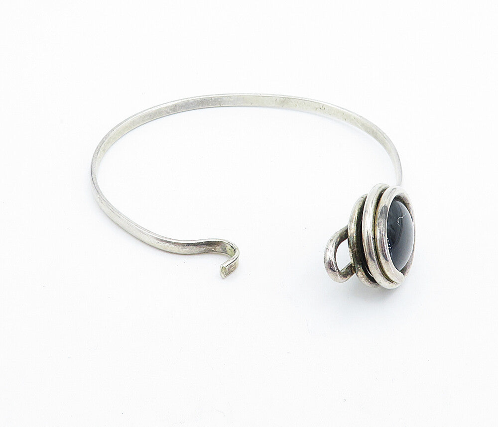 925 Sterling Silver  Vintage Cabochon Cut Black Onyx Cuff Bracelet  BT3163