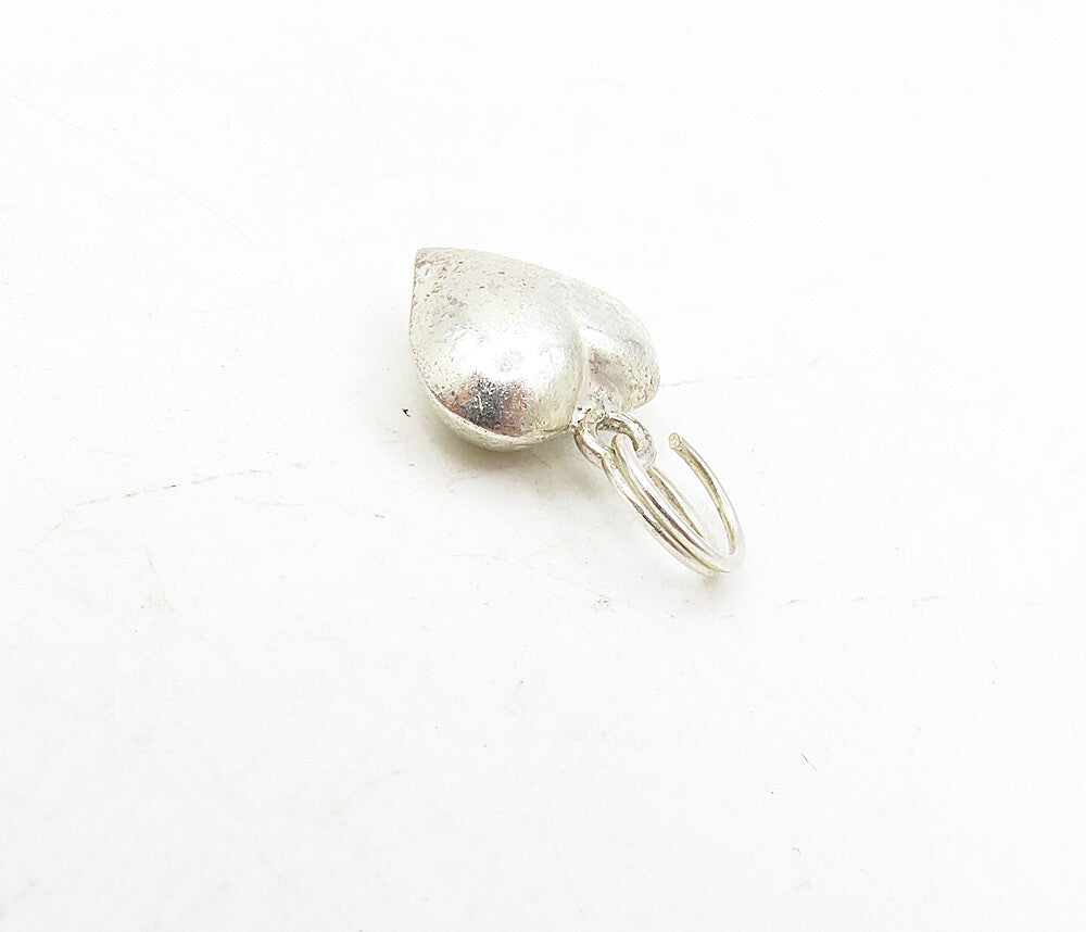 925 Sterling Silver  Vintage Petite Smooth Puffy Love Heart Pendant  PT6677