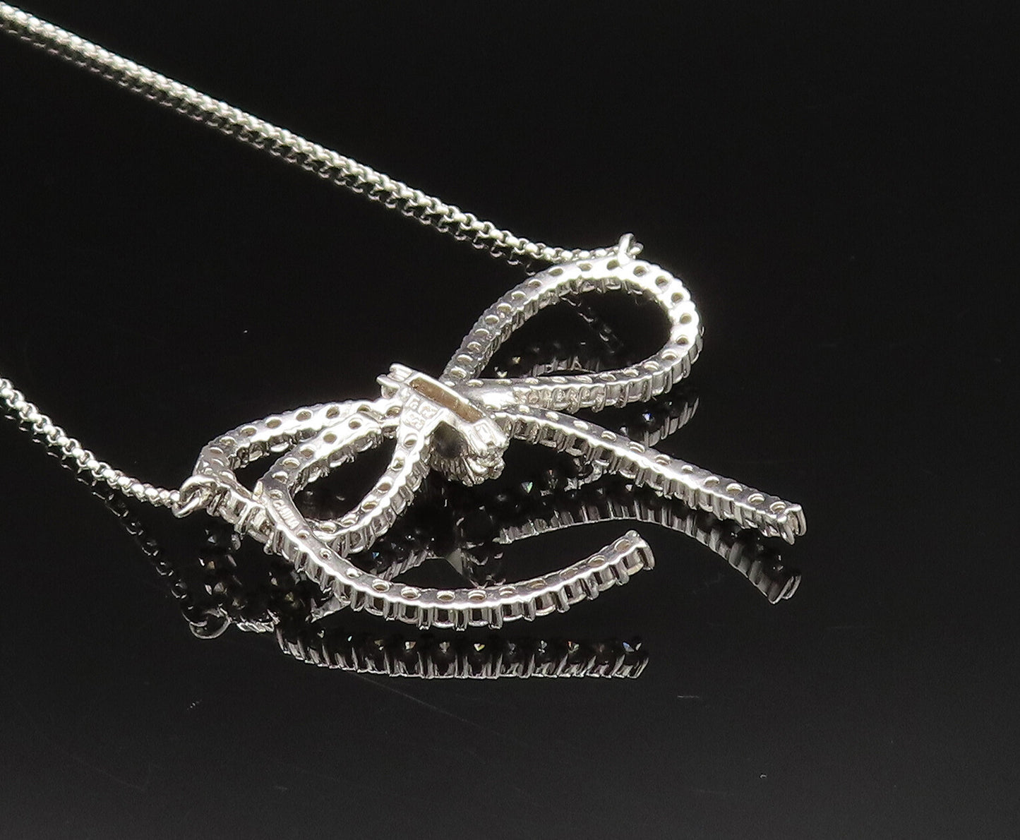 925 Sterling Silver  Vintage Dainty Sparkly Topaz Bow Tie Necklace  NE3908