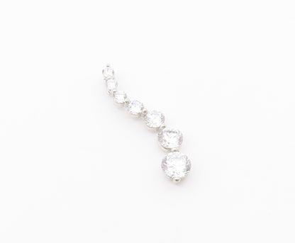 925 Sterling Silver  Vintage Shiny Cubic Zirconia Graduated Pendant  PT16681