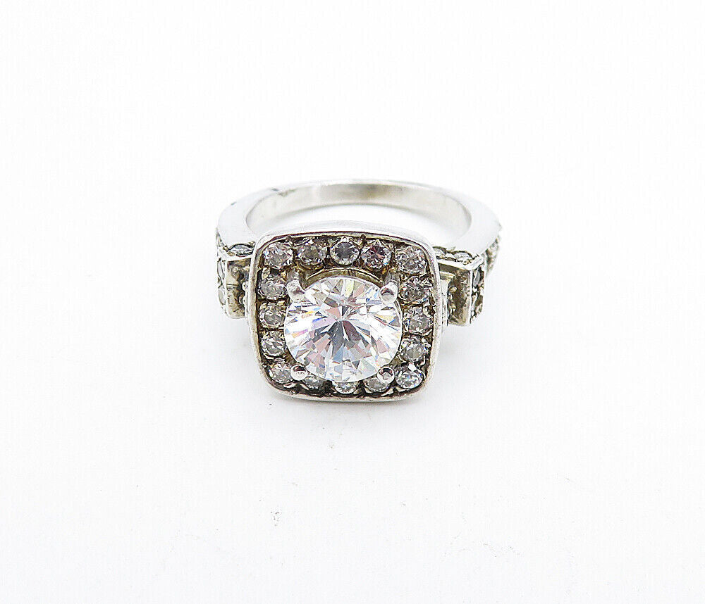 925 Sterling Silver  Cubic Zirconia Solitaire With Accents Ring Sz 5.5  RG5702