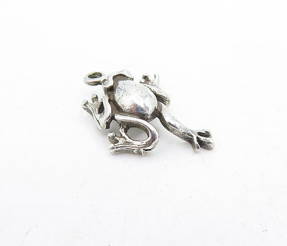 925 Sterling Silver  Vintage Petite Shiny Frog Motif Drop Pendant  PT3940
