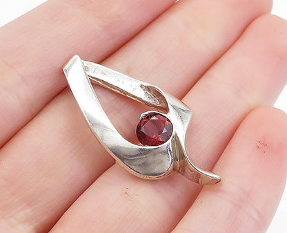 925 Sterling Silver  Vintage Red Topaz Shiny Smooth Open Design Pendant PT5184
