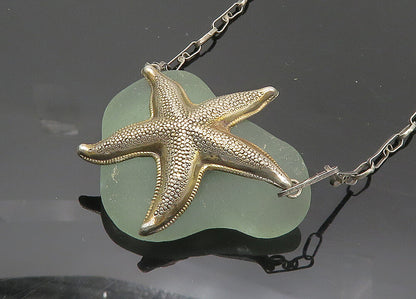 925 Sterling Silver  Vintage Green Stone Starfish Motif Chain Necklace  NE3390