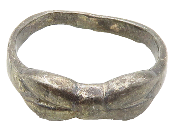 925 Sterling Silver  Vintage Dark Tone Bow Tie Motif Band Ring Sz 7  RG16725