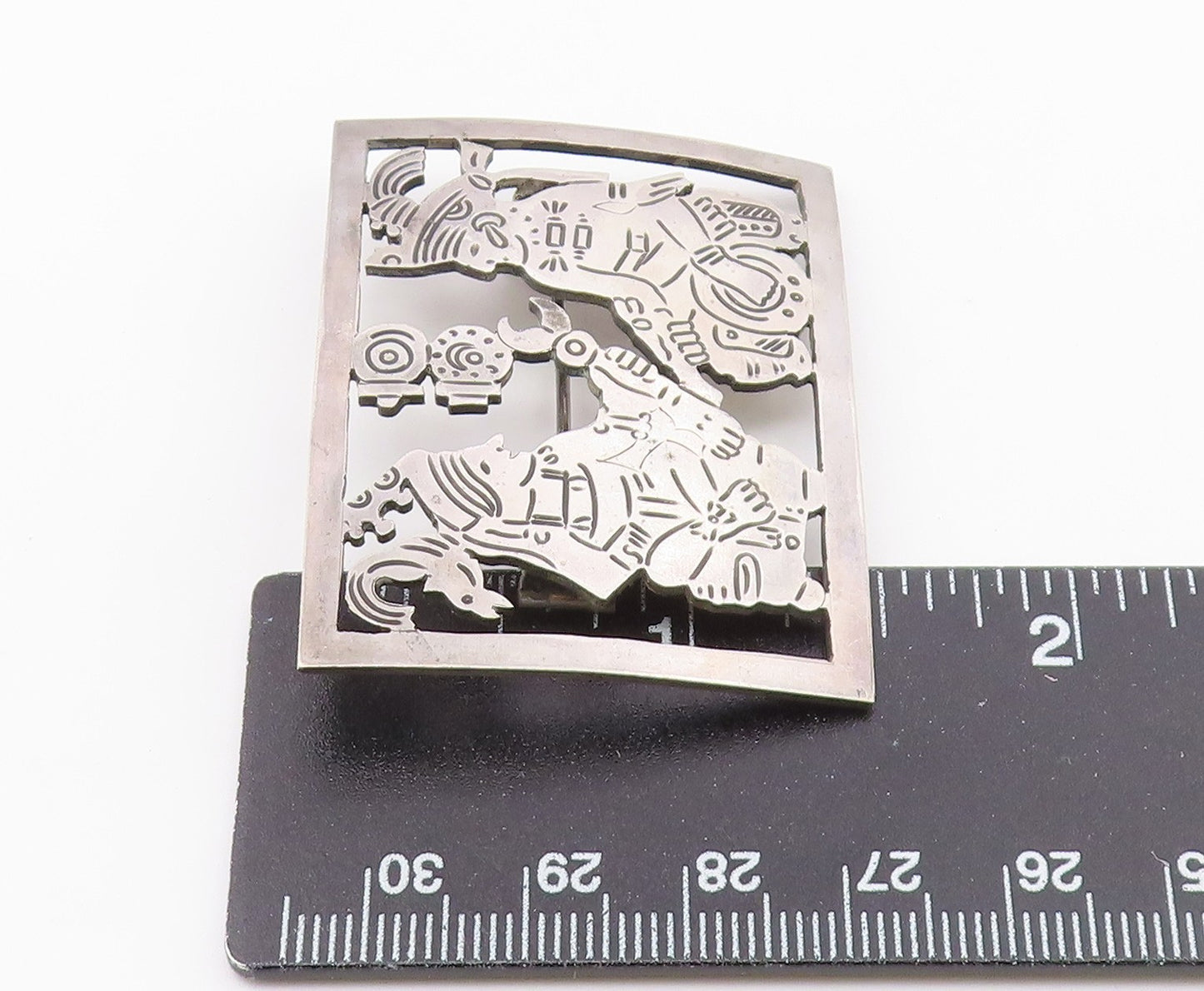 925 Sterling Silver  Vintage Etched Traditional Figures Brooch Pin  BP4053