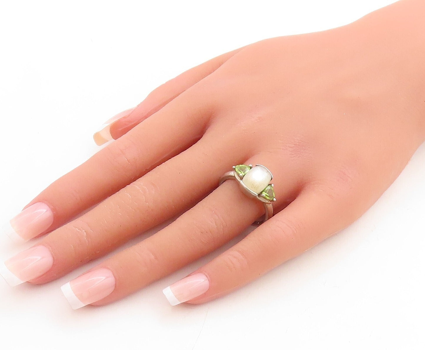 925 Sterling Silver Vintage Ring Cabochon Gemstone Triangle Peridot Sz 9 RG31228
