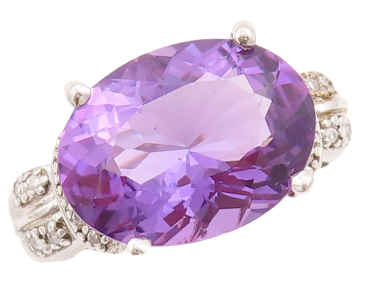 925 Sterling Silver Vintage Ring Oval Cut Amethyst Diamonds Inlay  Sz 7  RG29405