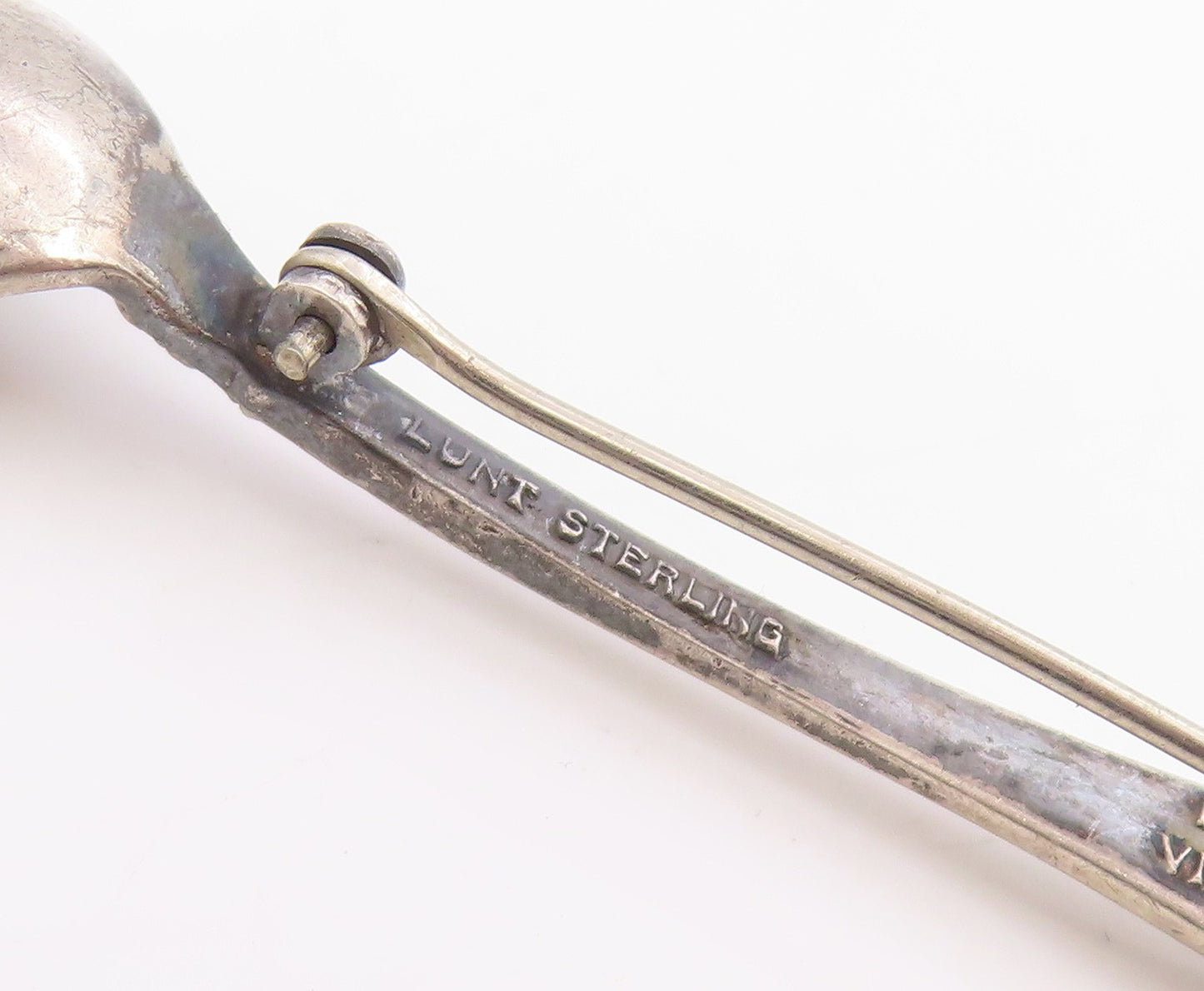 LUNT 925 Sterling Silver Vintage Modern Victorian Spoon Brooch Pin  BP5046