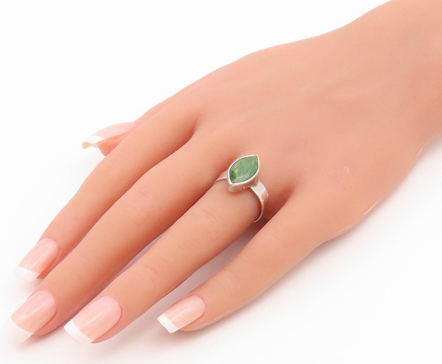 925 Sterling Silver Vintage Ring Marquise Emerald Solitaire Band Sz 7.5 RG36919