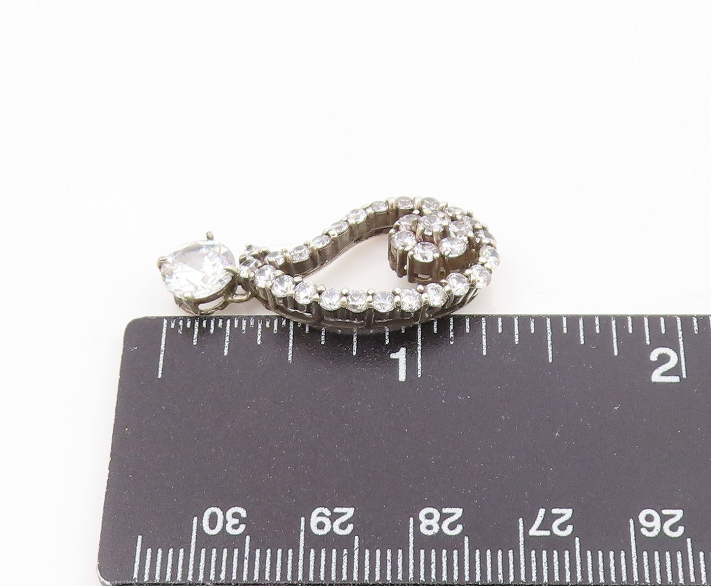 925 Sterling Silver  Vintage Sparkling Cubic Zirconia Floral Pendant  PT19753