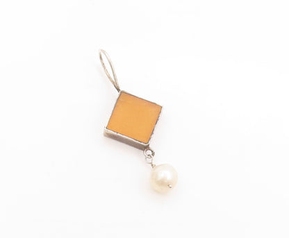 925 Sterling Silver Vintage Pendant VARGA Pearl With Gilded Leaf Charm   PT25002