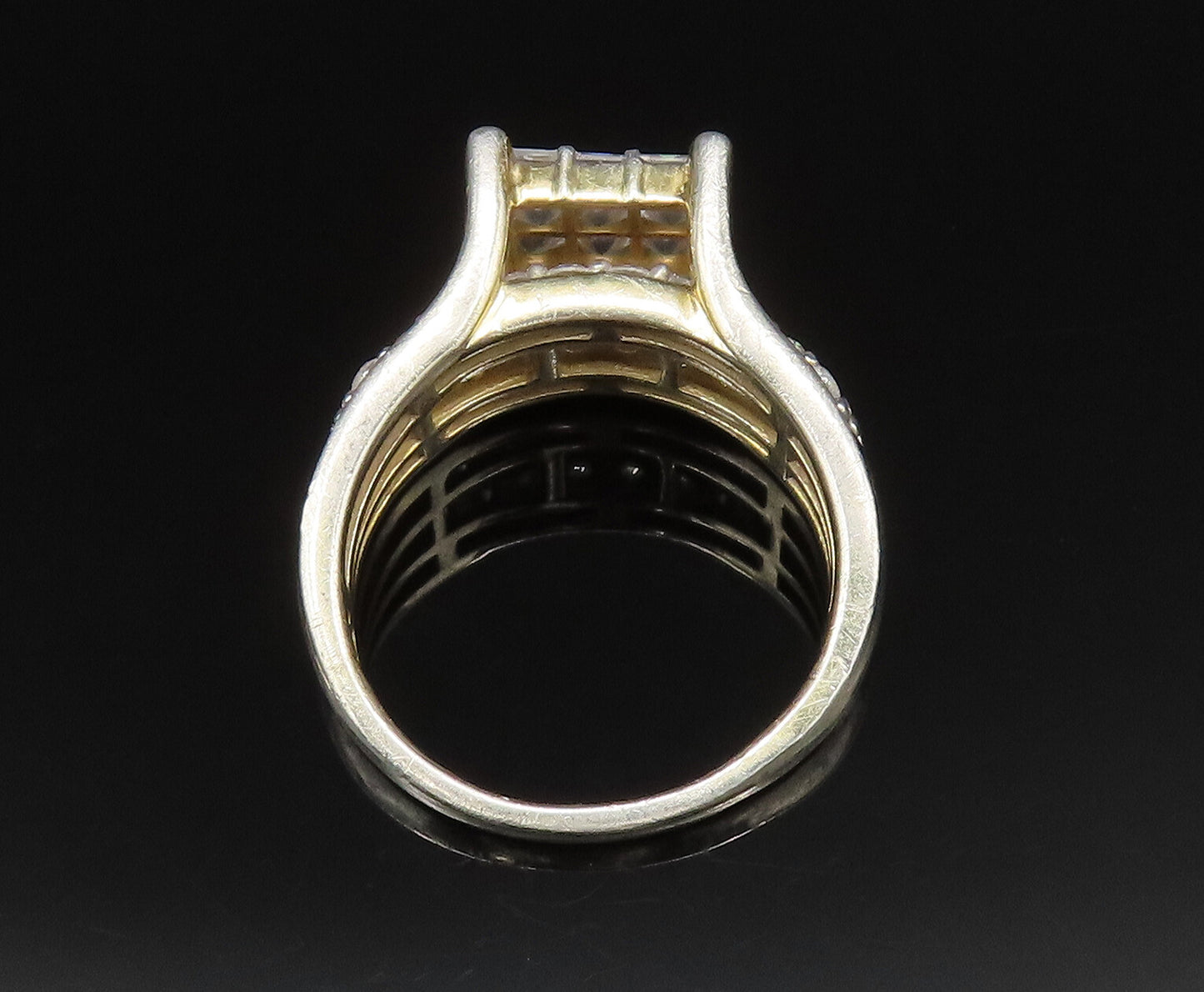 925 Silver  Vintage Sparkly Multi Stone Cubic Zirconia Ring Sz 10  RG25412
