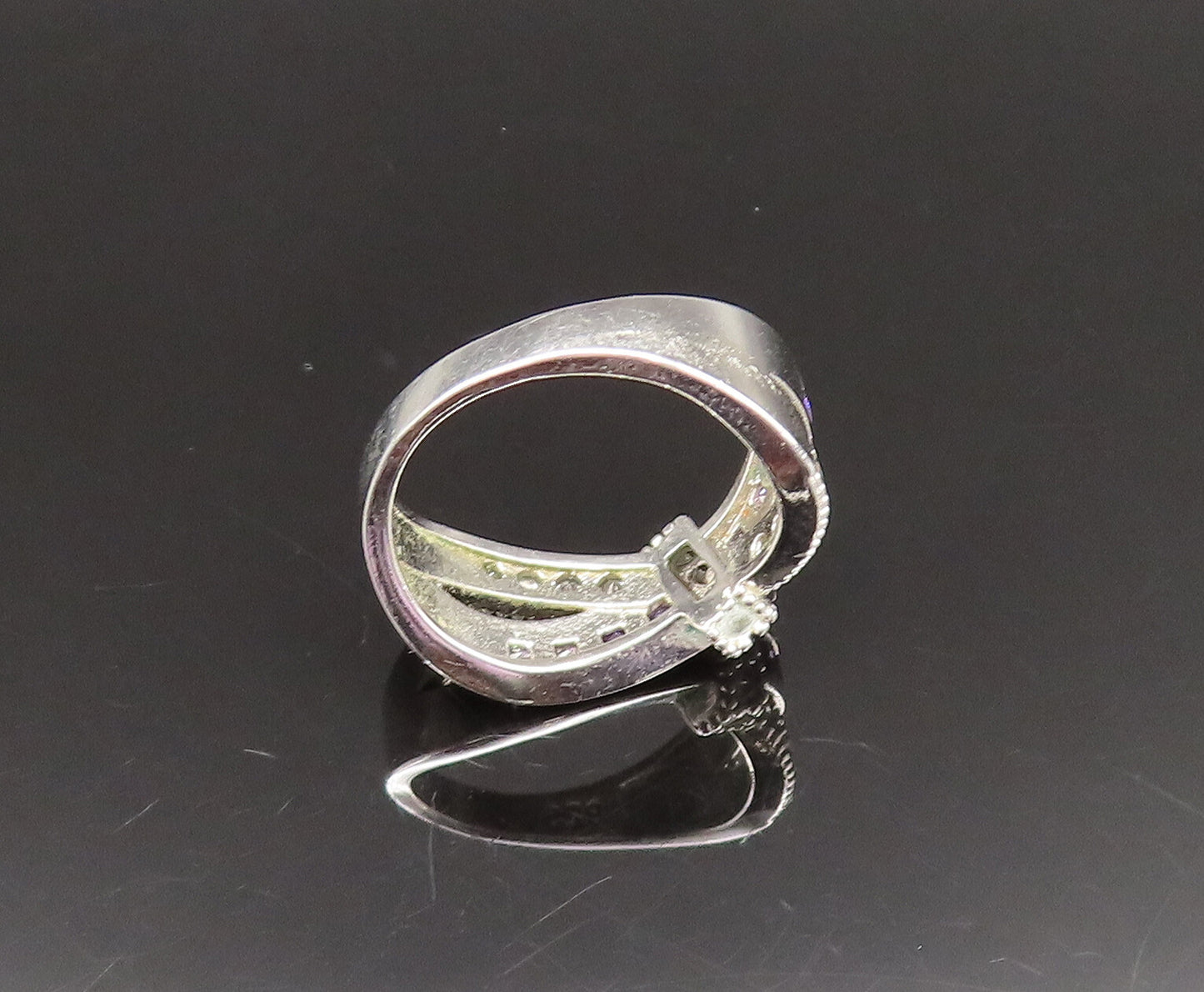 925 Silver  Vintage Amethyst & Topaz Tied Crisscross Band Ring Sz 7  RG25495