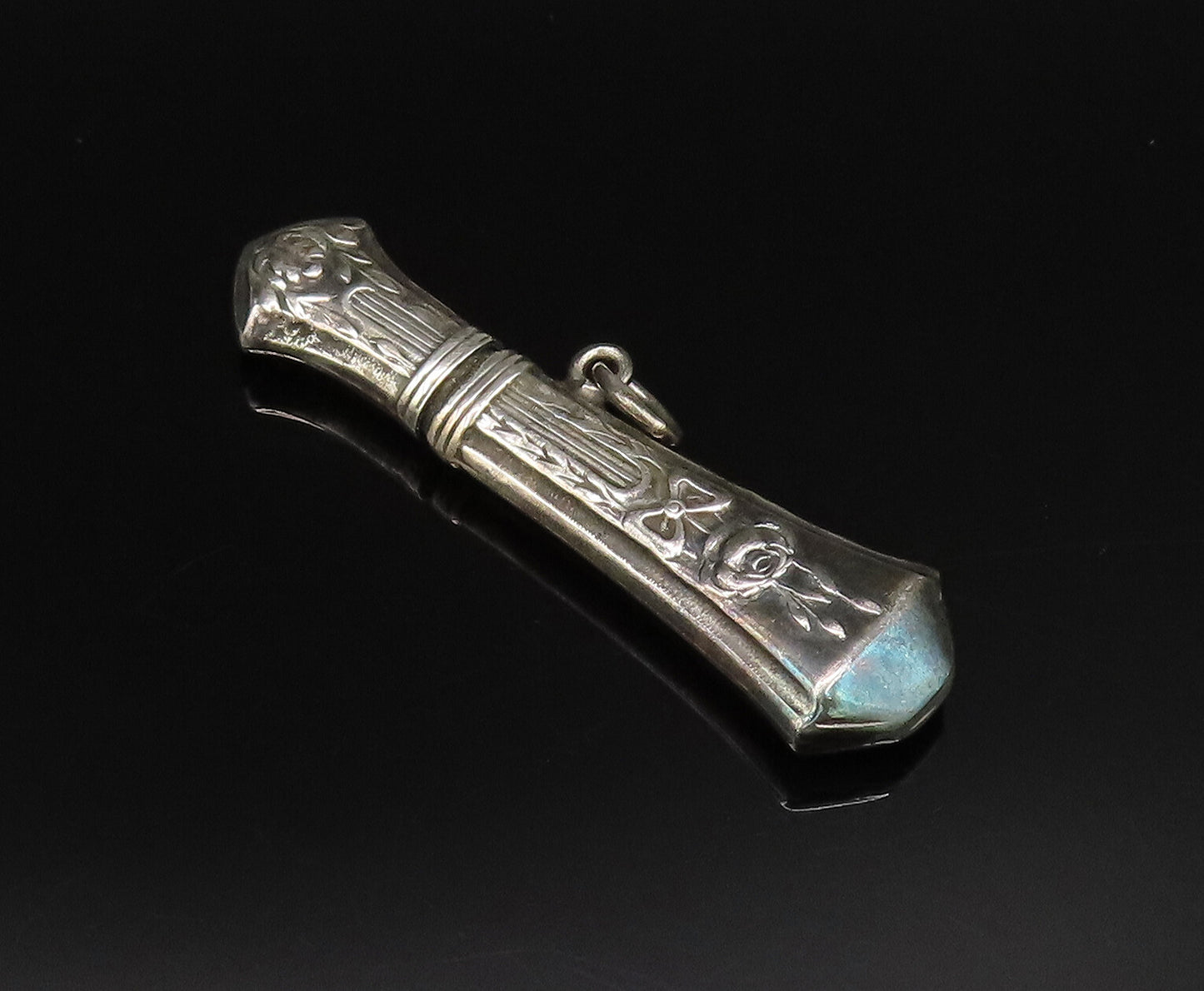 925 Silver  Vintage Carved Bow Tie Pointed Linear Pendant (OPENS)  PT21602