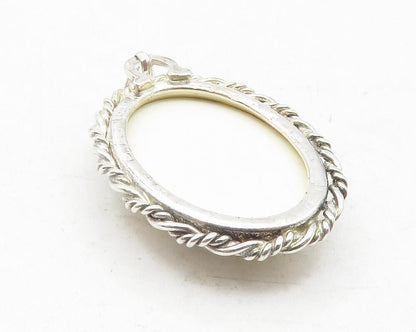 925 Sterling Silver  Vintage Etched Detail Oval Twist Drop Pendant  PT9507