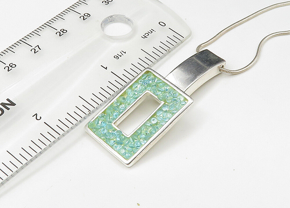 925 Sterling Silver  Vintage Shiny Green Stone Cluster Chain Necklace  NE3645