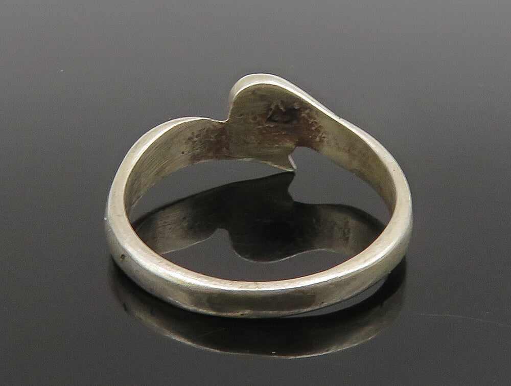 925 Sterling Silver  Vintage Fluted Wave Curved Band Ring Sz 9  RG24766