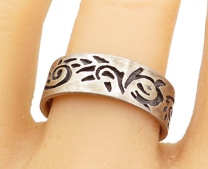 925 Sterling Silver  Vintage Large Oxidized Pattern Band Ring Sz 11  RG4555