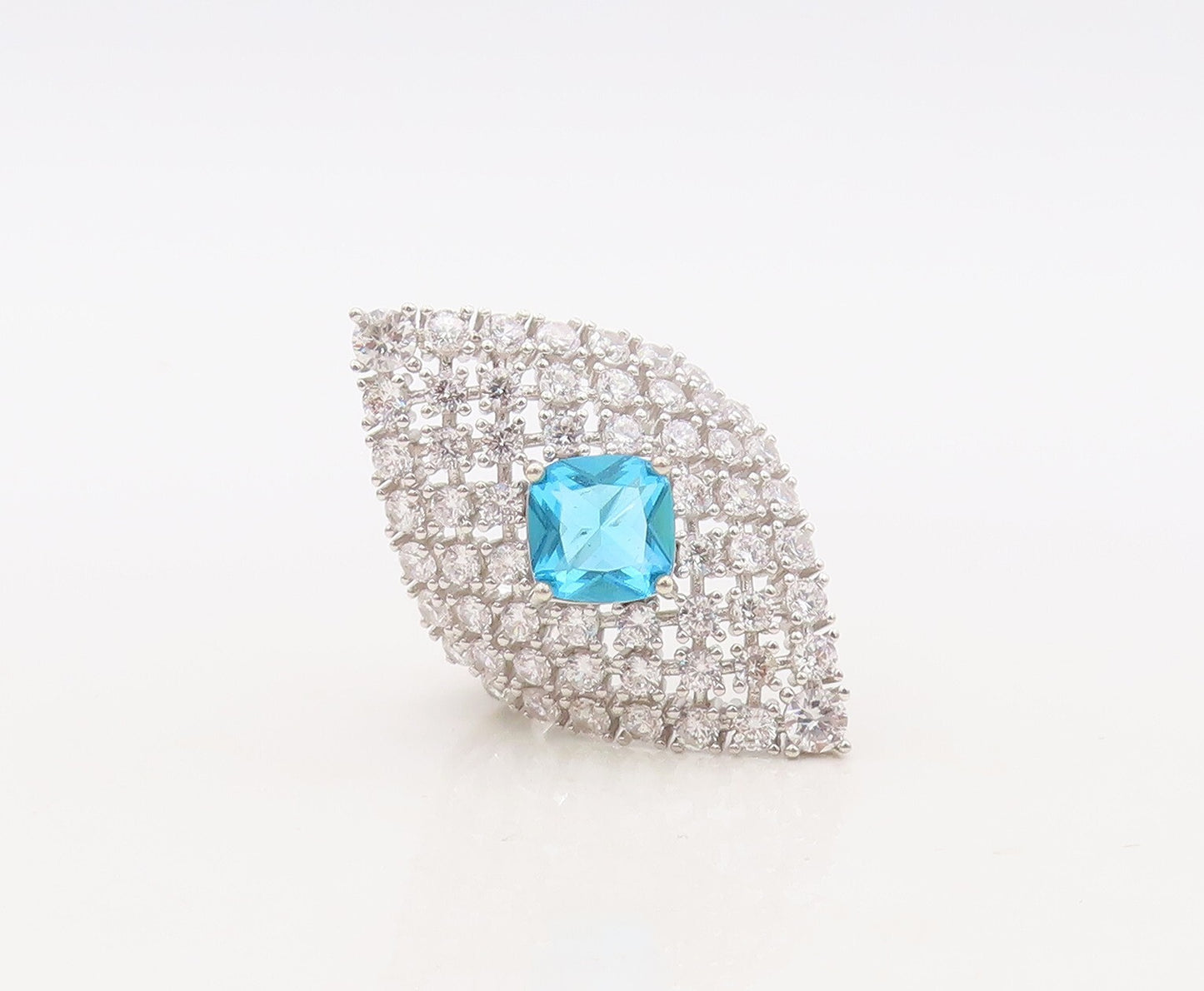 925 Sterling Silver Vintage Ring Designer Large Blue & White CZ  Sz 7 RG30505