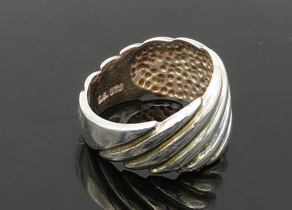925 Sterling Silver  Vintage Shiny Slanted Fluted Band Ring Sz 5  RG21282