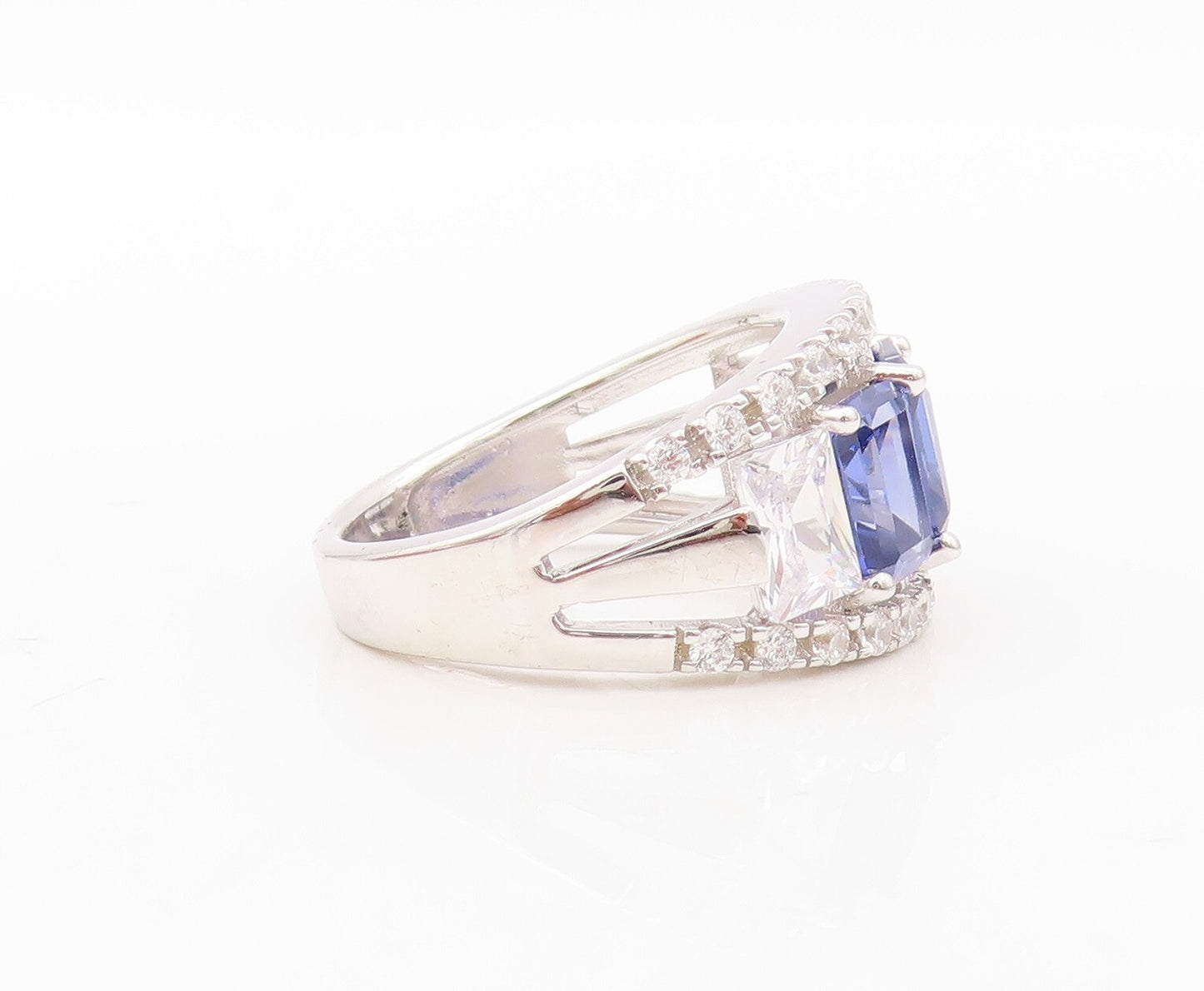 925 Sterling Silver Vintage Ring Rectangle Cut Sapphire & CZ  Sz 7.5  RG30616