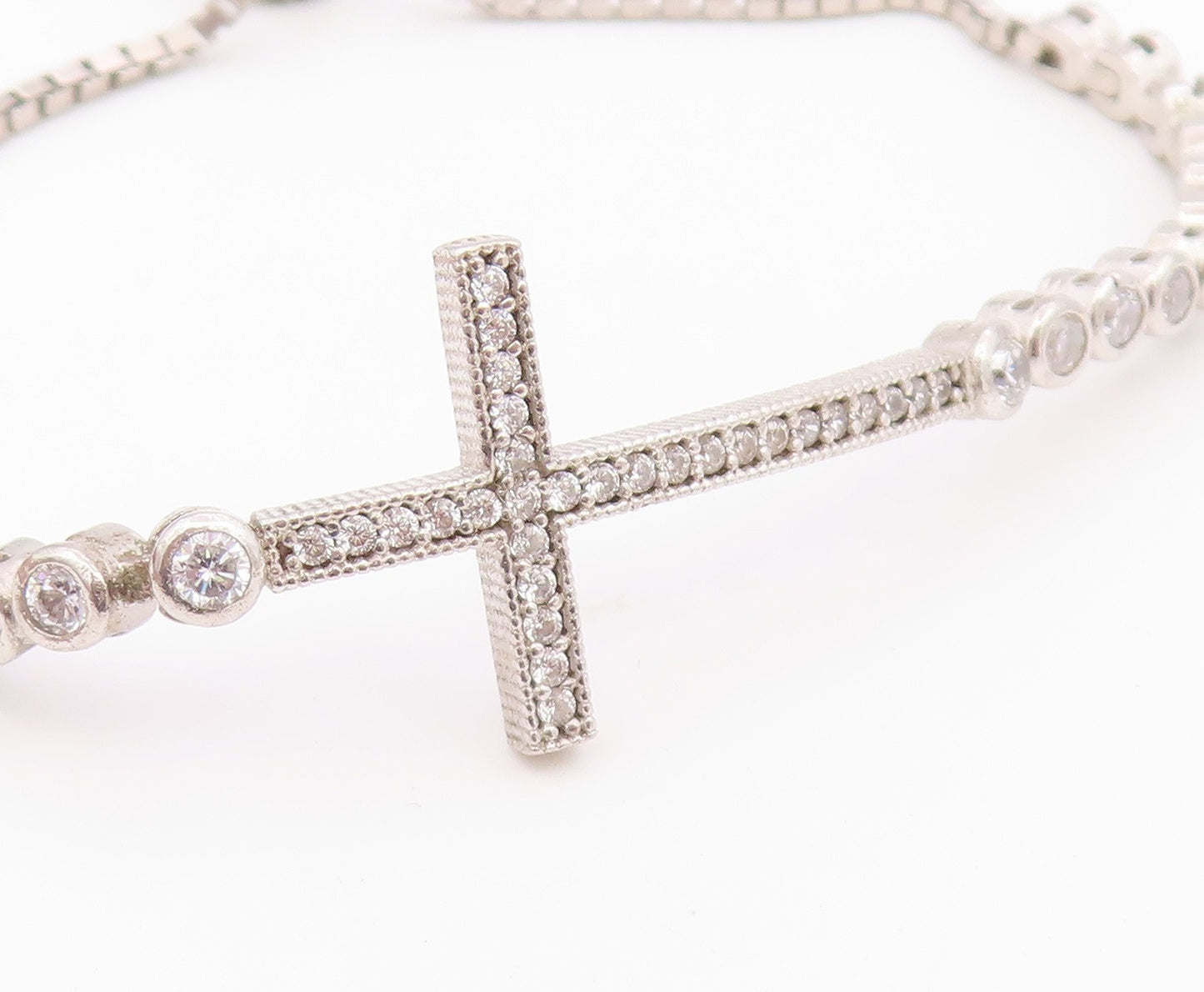 925 Silver  Vintage Cubic Zirconia Religious Cross Chain Bracelet  BT8355