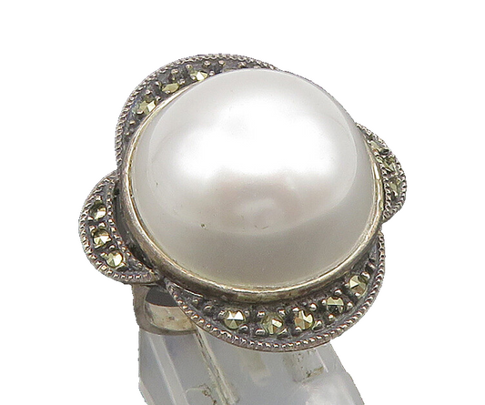 JUDITH JACK 925 Silver  Vintage Large Pearl & Marcasite Ring Sz 7.5 RG25354
