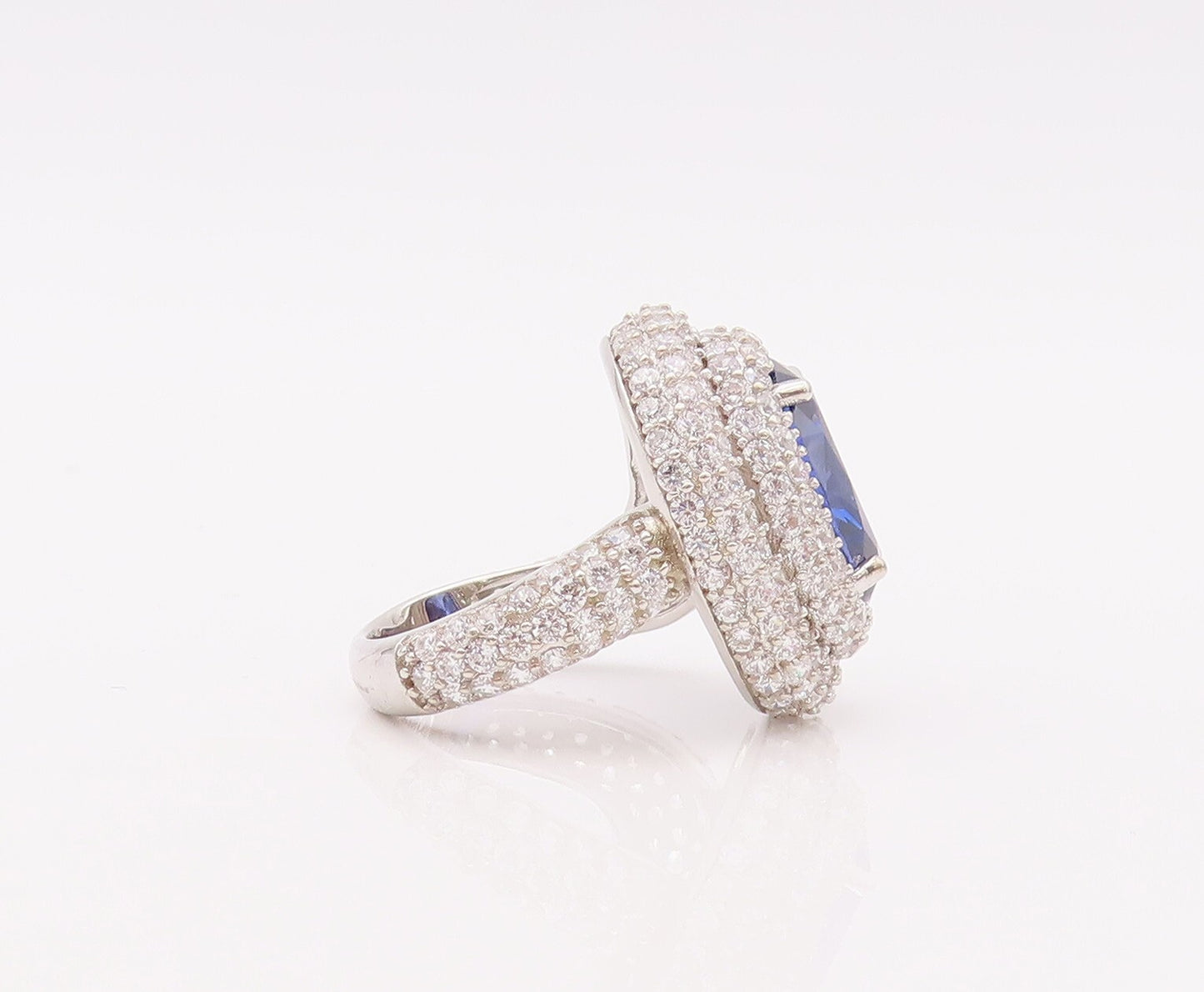 925 Sterling Silver Vintage Ring Oval Cut Sapphire Halo Topaz  Sz 7.5  RG29905