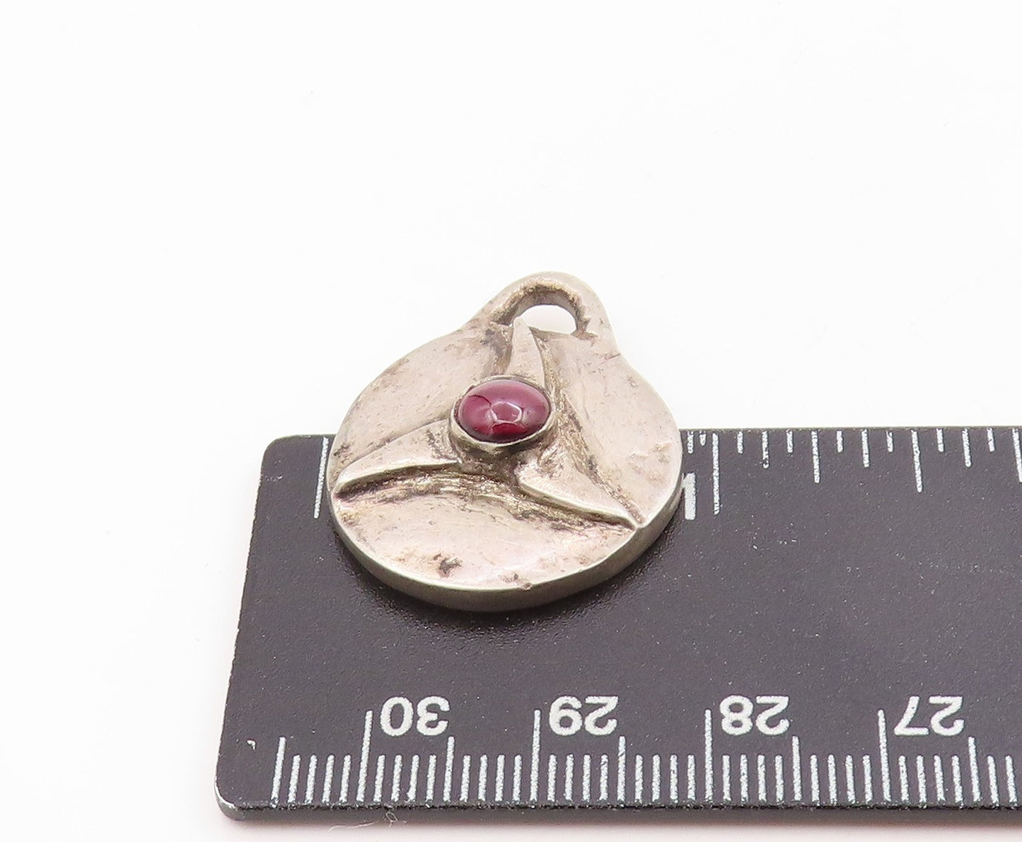 925 Sterling Silver Vintage Pendant Round Ruby Three Pointed Star Medal  PT25446