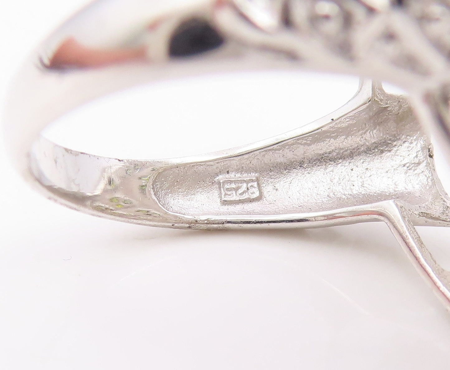 925 Sterling Silver Vintage Ring Green Peridot Mermaid Scale Band  Sz 7  RG35767