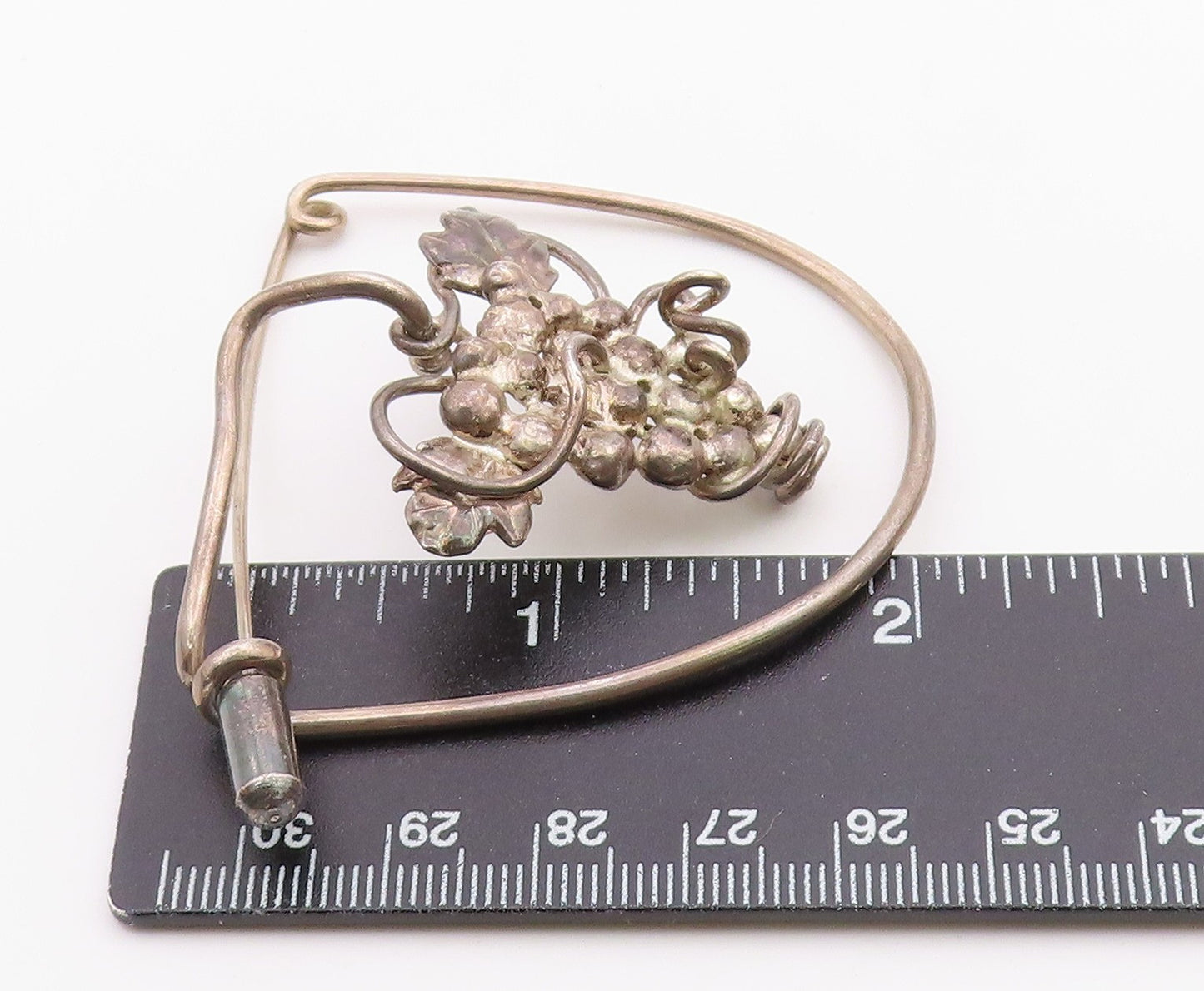 925 Silver  Vintage Spiral Wrapped Grape Cluster Dangle Brooch Pin  BP9959