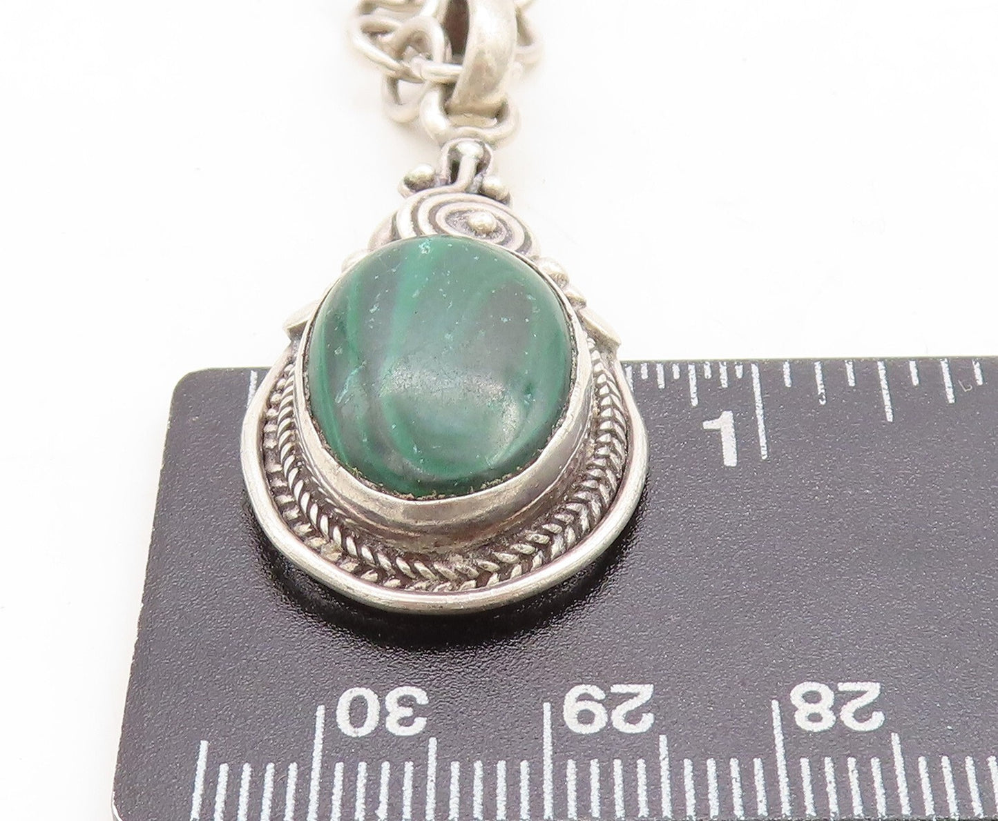 925 Sterling Silver Vintage Cabochon Cut Malachite Chain Necklace NE1460