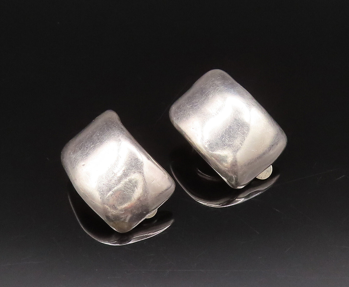 BATAMI 925 Silver  Vintage Minimalist Curved Clip Back Earrings  EG12290
