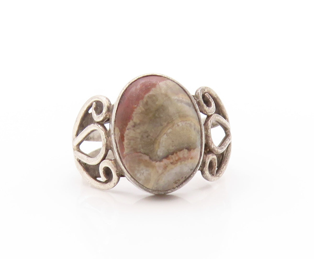 925 Sterling Silver Vintage Ring Oval Gemstone Swirly Cutout Band Sz 8.5 RG32950