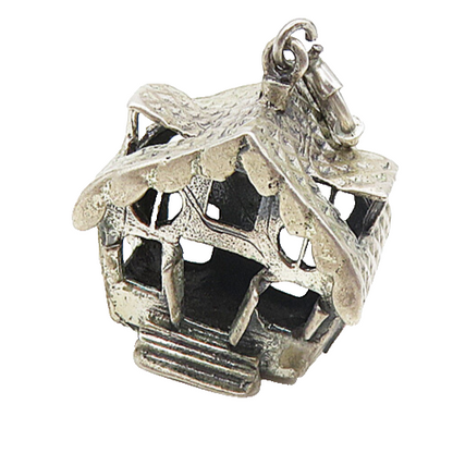 925 Sterling Silver  Vintage Cutout Detail Bird's House Motif Pendant  PT6702