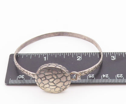 925 Sterling Silver  Vintage Cobbled Pattern Hook Bangle Bracelet  BT9179