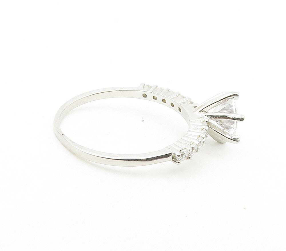 925 Sterling Silver  Shiny Cubic Zirconia Solitaire Accent Ring Sz 9  RG16485