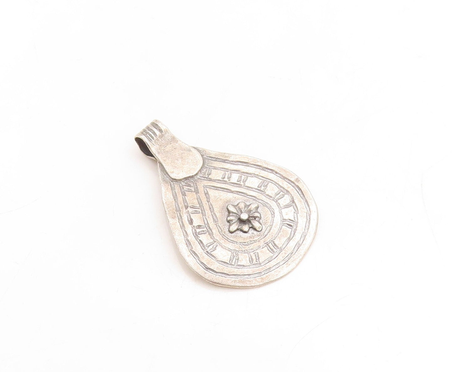 925 Sterling Silver Vintage Pendant Dark Tone Flower & Design Etched  PT23743