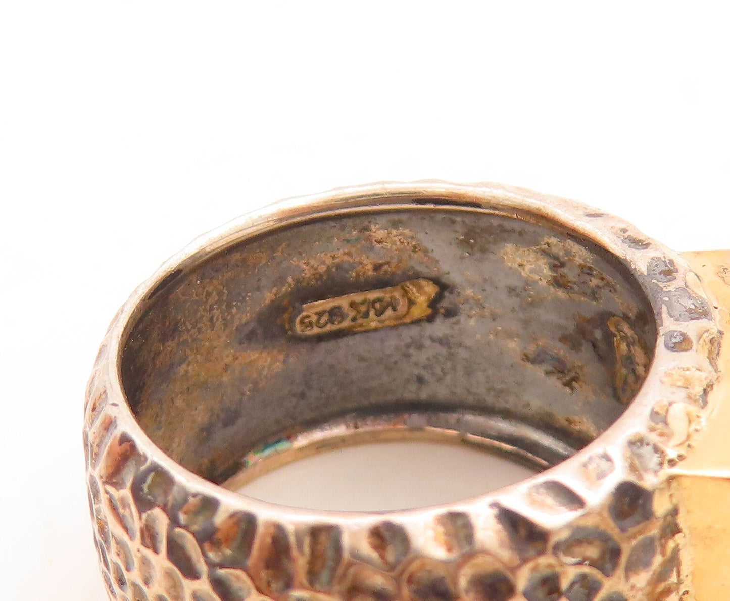 14k Gold 925 Sterling Silver Vintage Ring Pink CZ Hammered Effect  Sz 7  RG31510