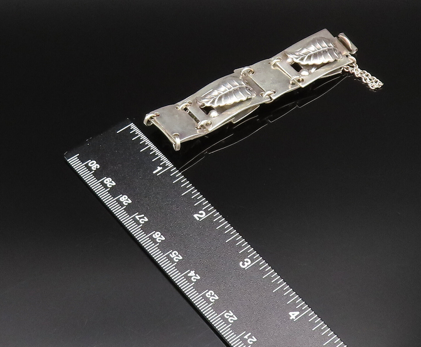 925 Sterling Silver  Vintage 3D Leaf Cutout Rectangle Chain Bracelet  BT9591
