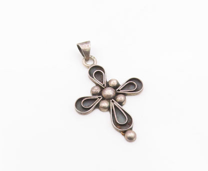 MEXICO 925 Sterling Silver  Vintage Oxidized Religious Cross Pendant  PT18787