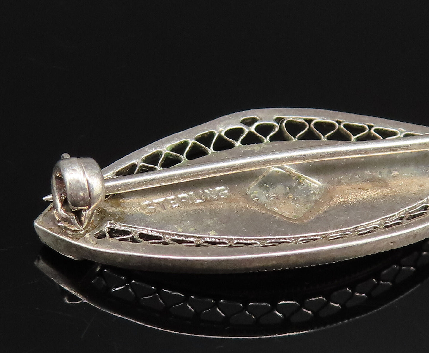 925 Sterling Silver Vintage Openwork Pattern Victorian Topaz Brooch Pin BP9848