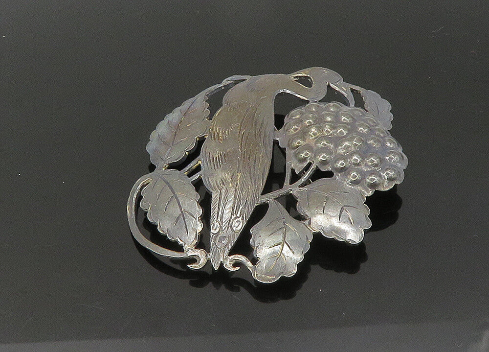 HANDERBEIT 925 Sterling Silver  Vintage Oxidized Grape Vine Brooch Pin  BP8502